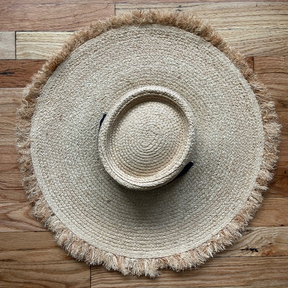 Ultra Wide Ventura Beige Straw Sun Hat - Picture 2 of 8